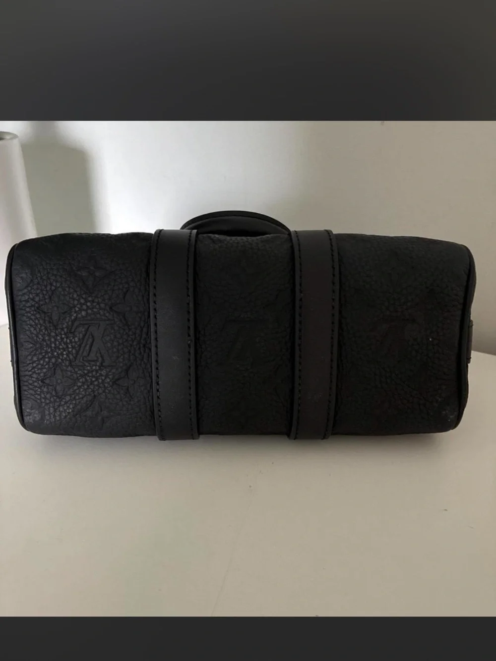 Louis Vuitton compact black